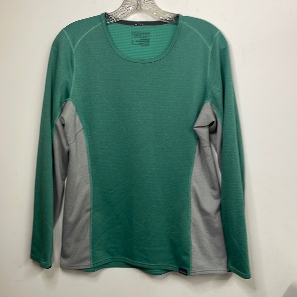 Patagonia Midweight Capilene Baselayer top M Shirt Outdoors Green Grey Waffle
